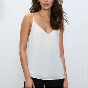 Aritzia Babaton Everly Camisole. size xs. Excellent condition.